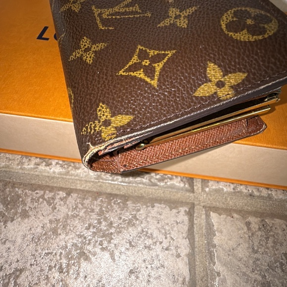 Louis Vuitton kiss lock Portefeuille Viennois canvas Monogram wallet - Picture 14 of 16